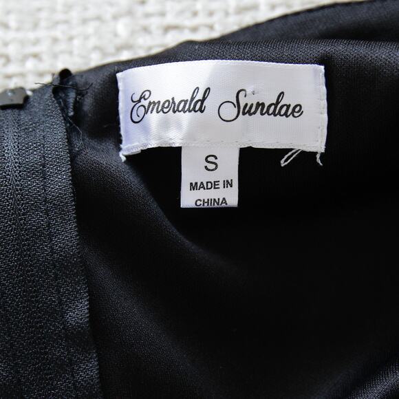 Emerald Sundae front slit, off-shoulder floral Maxi dress size S - Picture 3 of 5